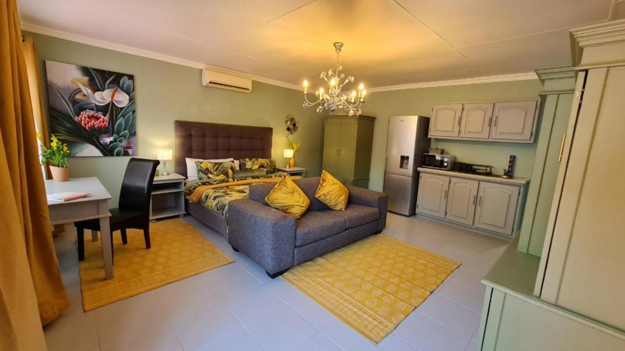 Arum Lily Guest Rooms Pretoria-Noord Dış mekan fotoğraf